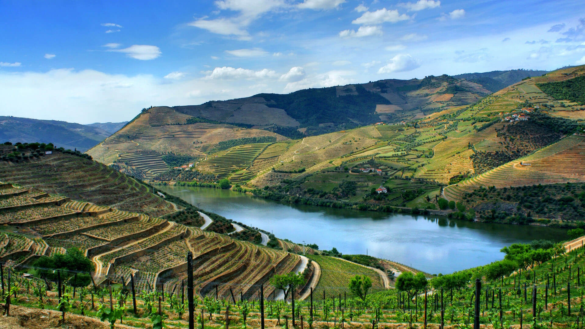 5 Magical Places to Visit in Portugal (2023)