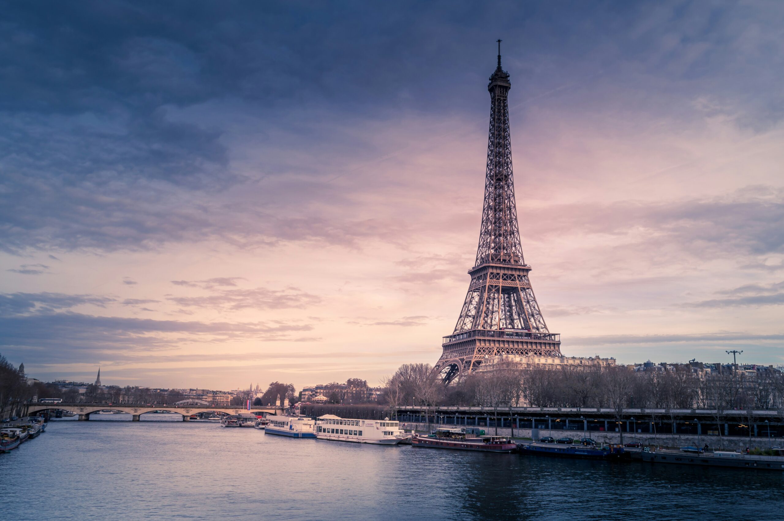 The Ultimate Guide to Luggage Storage at Paris Orly Airport: Convenience at Your Fingertips
