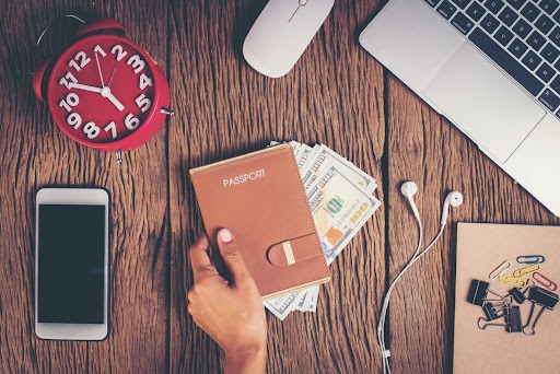6 Tips to Keep Your Travel Documents Organised and Secure 